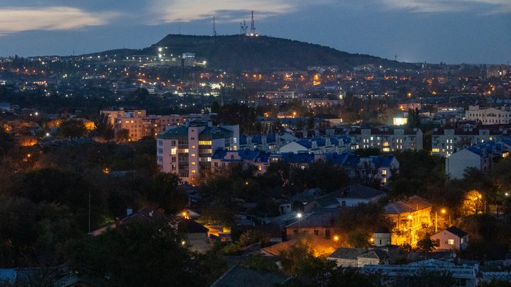 Ещё один болезненный удар врага по Черноморскому флоту? Что известно по атаке на Феодосию