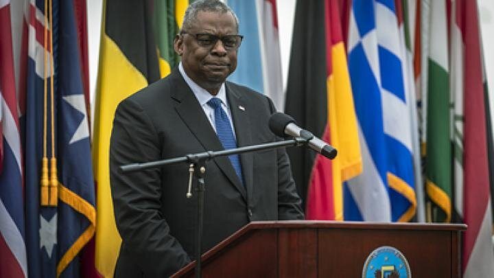 Болезнь или русский "Кинжал"? В сети обсуждают таинственное исчезновение главы Пентагона