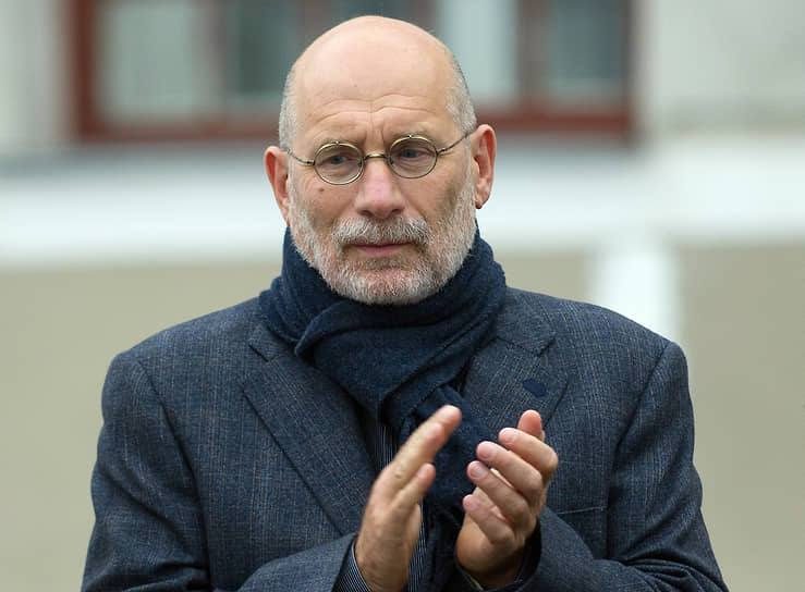 Писатель Борис Акунин признан иностранным агентом