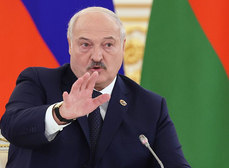 Лукашенко предупредил о новой угрозе: "Может вспыхнуть вся планета"
