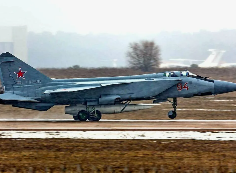 Русские "Кинжалы" разбились о "зонтик" НАТО? На Западе не стали скрывать – массированный налет всё показал