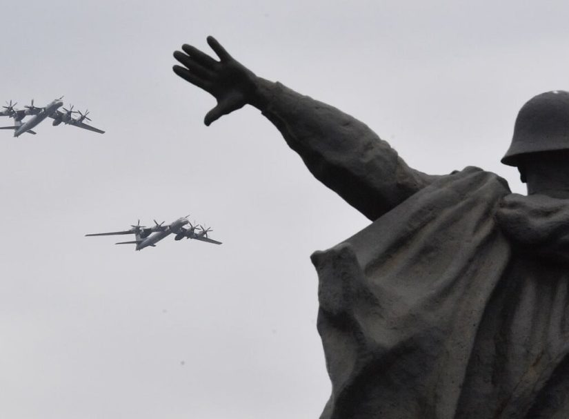 Удары по бункерам, Киев и Харьков в огне и воде, тактика «трех волн»: Итоги новой атаки России по Украине