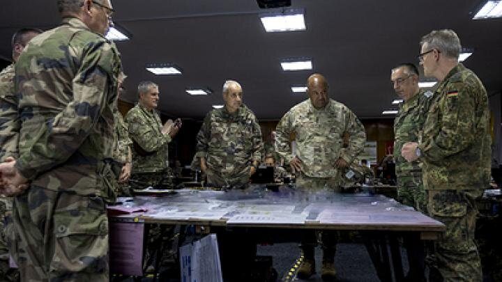 Такого не было со времён Второй мировой: Оборона русских войск заставила НАТО менять стратегию