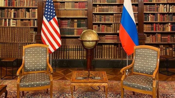 Придется договариваться со "злыми русскими": Пока клан Байдена вязнет, Россия делает шаг за шагом