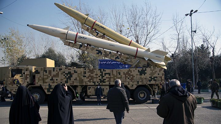 Лучше "Искандера": Иран везёт в Россию 400 убойных ракет