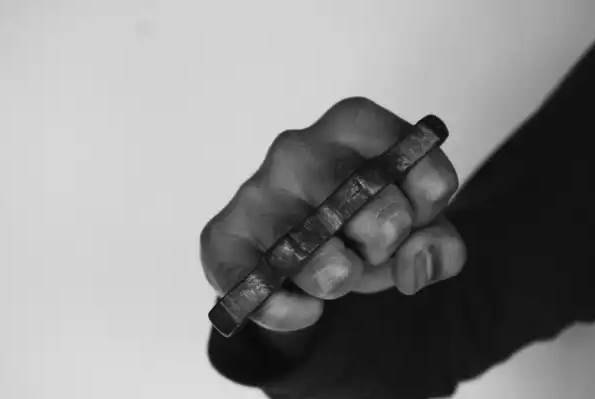 Жестоко избили молотками и кастетами: на Украине пытались убить волонтёра ВСУ (Видео 18+)