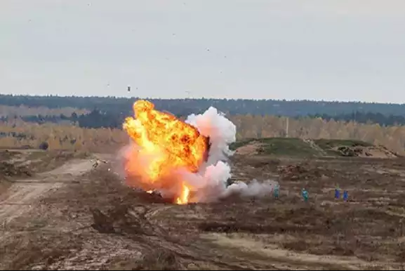 Горящие тела: разведка уничтожила подразделение и зачистила окопы ВСУ у Работино (Видео 18+)