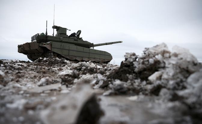 У России почти 4000 бронемашин, готовых дойти до границы с Польшей