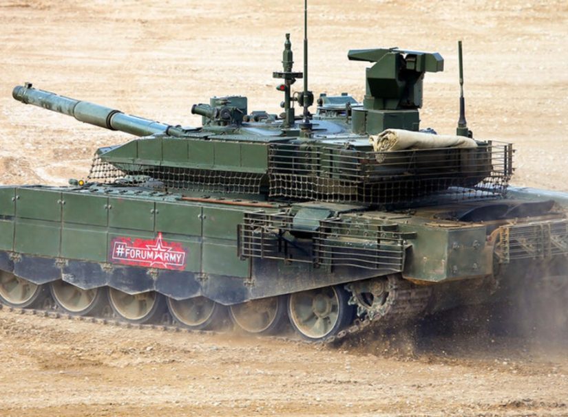 Рой дронов атаковал колонну РФ? 7 деталей, вскрывших правду. Что на самом деле произошло