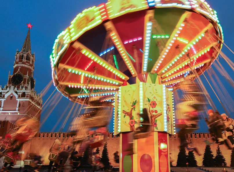 Француз приехал в Москву и не поверил своим глазам. Эта страна точно воюет?