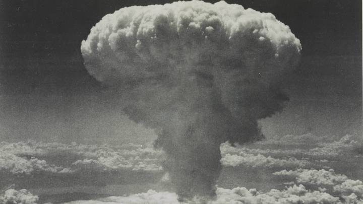 Желающая «жахнуть» по Москве правнучка Чкалова — не самое страшное. Перла назвал более опасных людей