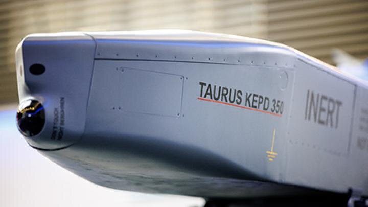 Киев планирует "серьёзную операцию" в Крыму, Зеленского готовятся свергнуть, круговой обмен ракет "Таурус" для ВСУ