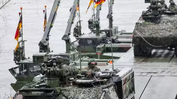 "На русских нападать, наверное, не надо": Шутка превратится в трагедию для всех?