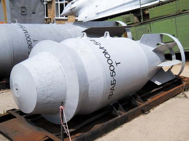 Скоро на складах: неприятеля ждут осадки в виде ФАБ-3000