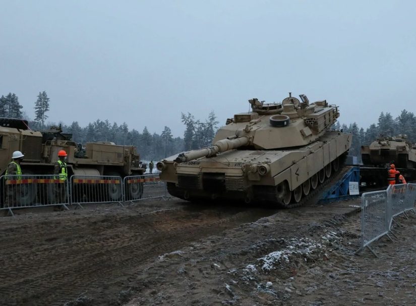 "Запрещённые" видео с танками Abrams удручают американцев