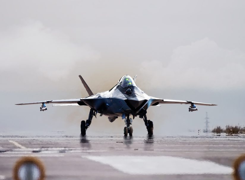 Получит электромагнитную пушку и появится в 2025 году: новые подробности про МиГ-41