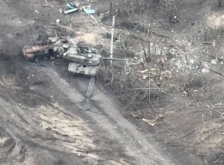 Уничтожение Abrams танком Т-72БЗ подрывает инженерный престиж Америки