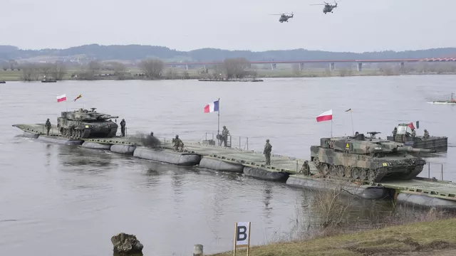Ударный кулак НАТО уже у границы Украины? Всё мог решить звонок Шойгу