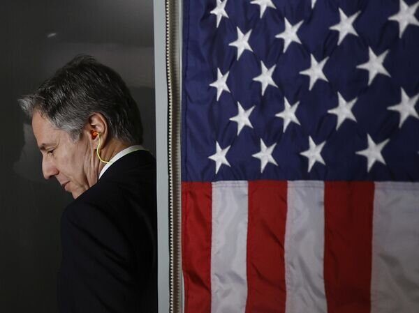 "Исключительный" Запад проигрывает "варварской" России. Как "Верхняя Вольта с ракетами" обставила американцев