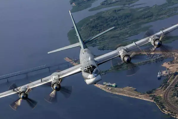 Атака на русские бомбардировщики: Факты от военкора и военлёта, не попавшие в сводки