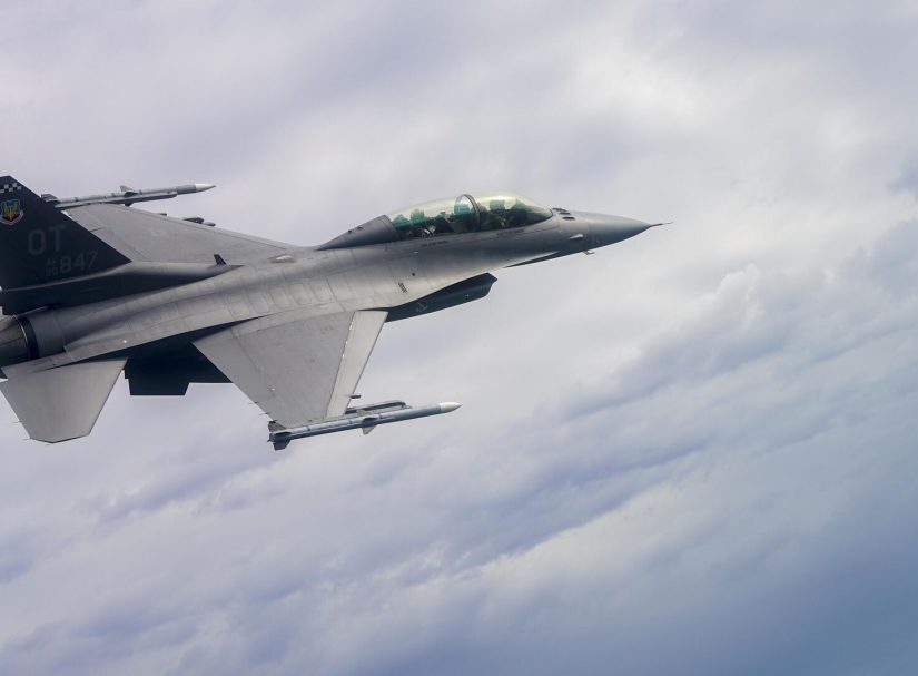 Летать на F-16 будут украинские салаги. «Призраков Киева» всех перебили
