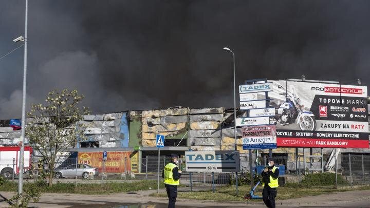 Русские диверсанты не дремлют: В Польше огнем уничтожен крупный торговый центр. Главная версия – поджог
