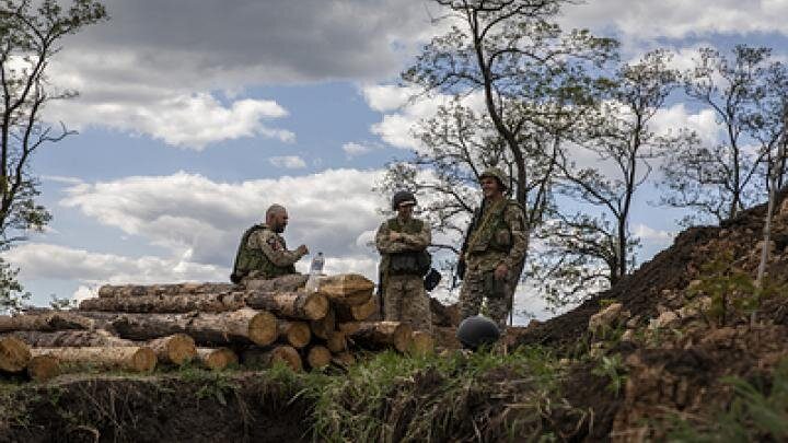 Север Волчанска под нами, ВСУ посыпают ОДАБ-1500. Противник бежит из Клещеевки, задержан экс-командующий 58-й армией