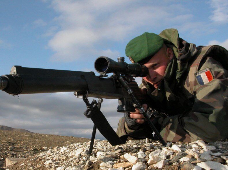 Выжил и попал в плен. Боевики ВСУ пытались добить в сердце раненного инструктора Французского легиона