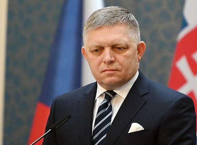 Премьер-министр Словакии Роберт Фицо ранен в результате стрельбы