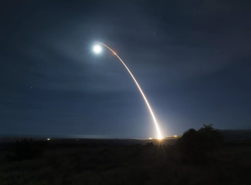 Почему США в спешном порядке проводят испытательные пуски ракет Minuteman III