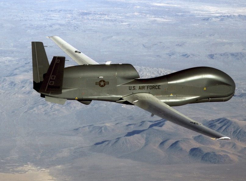 "Русские могут оглушить": В Британии раскрыли сценарий нейтрализации ВВС США в Чёрном море