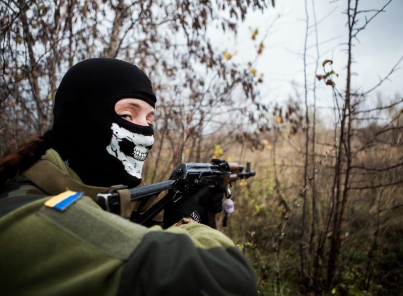 Именуют "ведьмами": Под Харьков бросили снайперш - и это проблема для русских