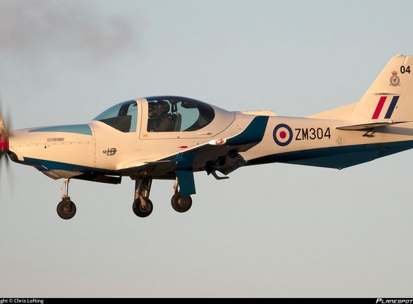 Grob в небе над Украиной. Аналитик объяснил странный полёт британского самолёта