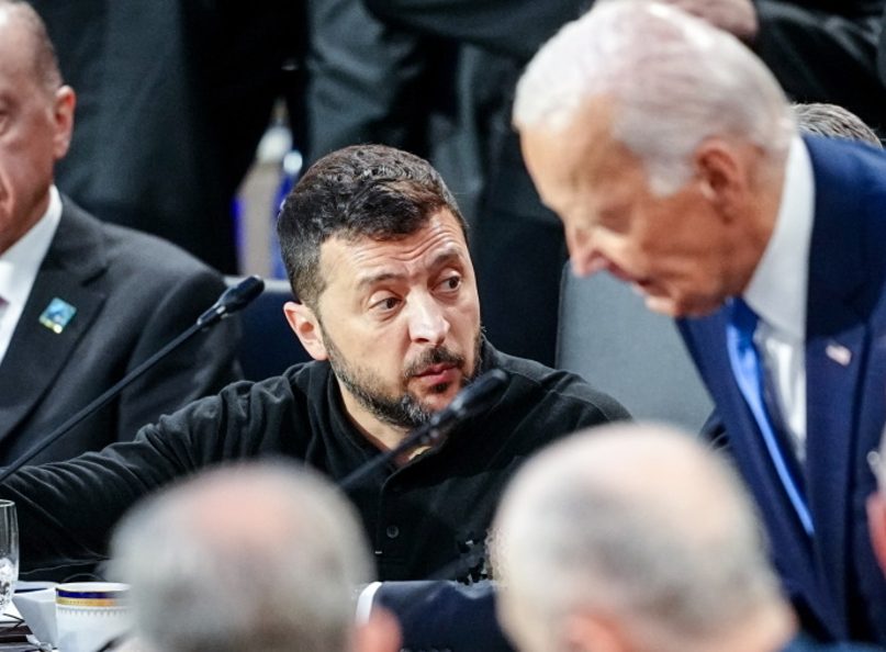 Конец Зеленского. Теперь либо бежать, либо сдаваться: Россия после решения Байдена подошла к операции "Хаос"