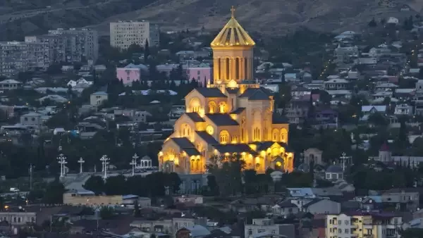 Власти России получили призыв о помощи от "маленькой кавказской страны", восставшей против Запада