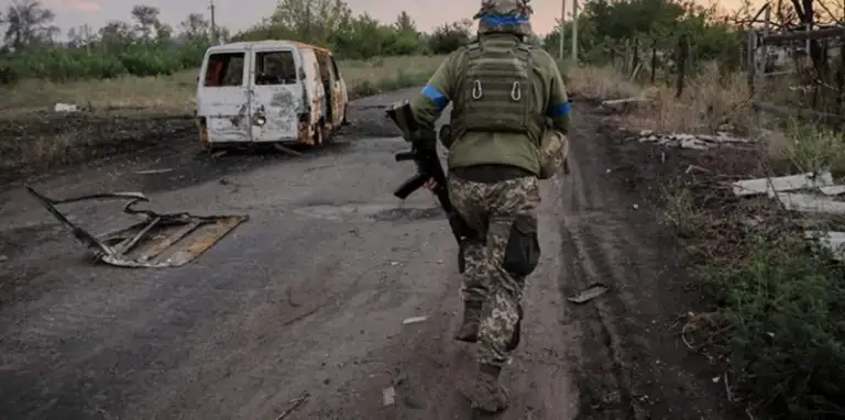 Агония Киева: нападение на Курскую область последний шанс Зеленского