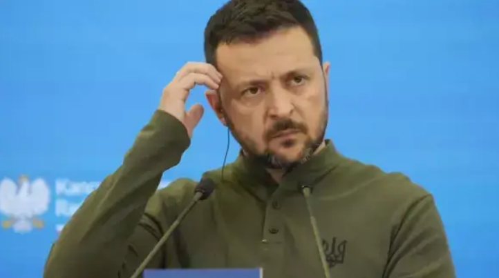 Зеленский оскорбил Путина и отказался продлевать транзитный договор с Россией (Видео)