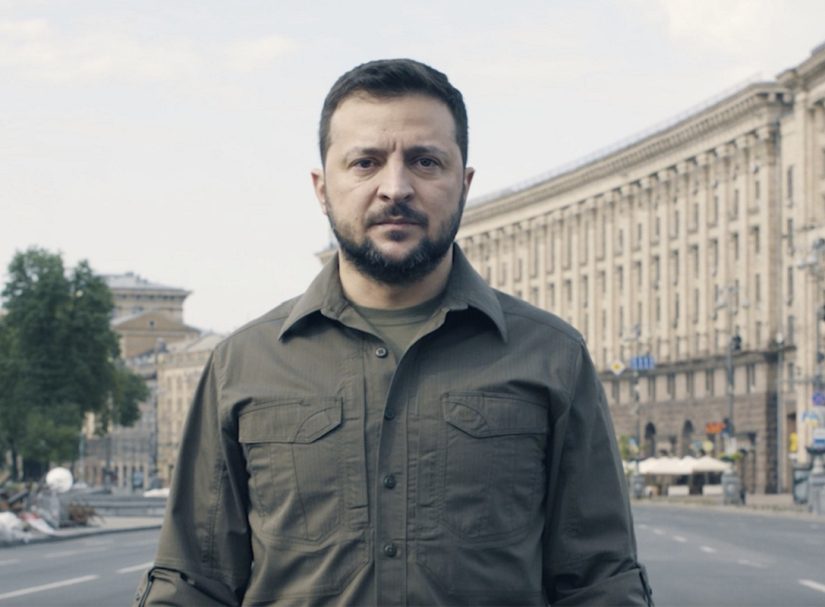 Кровавый клоун пошел вразнос: Зеленский приказал наказать Россию за Полтаву