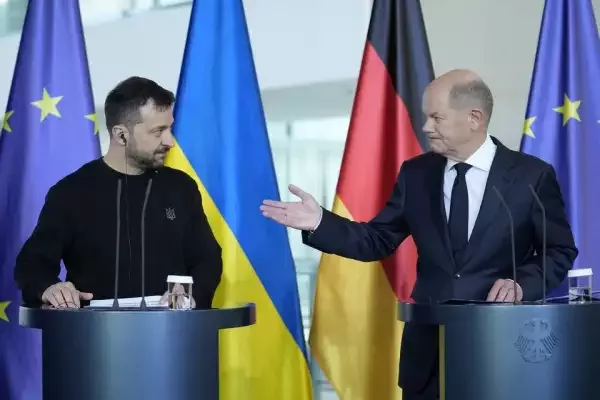 Шольц признал, что Украина проиграла: Германия прекращает поставки тяжелого оружия Киеву