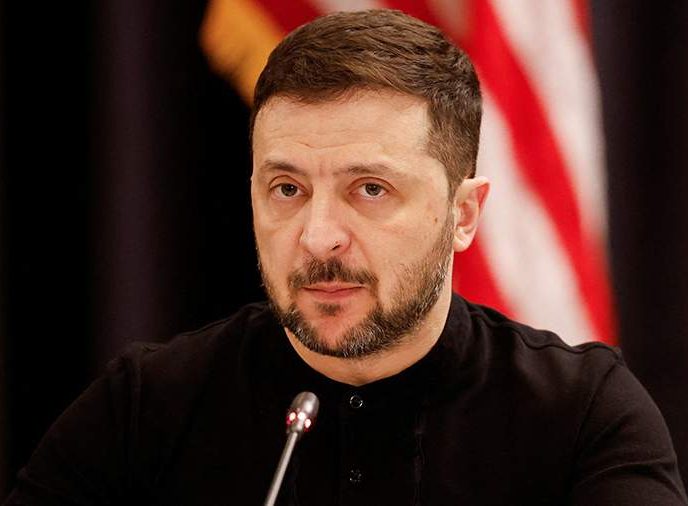 Отсидеться в Киеве не выйдет: Зеленский потребовал отправить западные войска на передовую