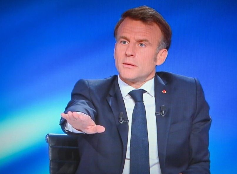 Предупреждение для Макрона - 100 мёртвых французов. "Искандер" решил вопрос