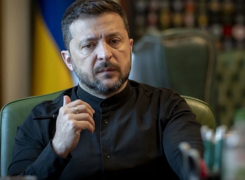 Дерзость Киева достигла апогея. Зеленский обвинил Трампа, "серый кардинал" нагло ухмыльнулся в Вашингтоне. И это уже не истерика