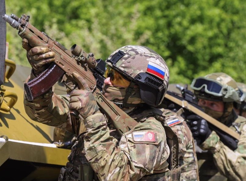 Русские гибнут от предательских ударов в спину. Назрела необходимость всё менять