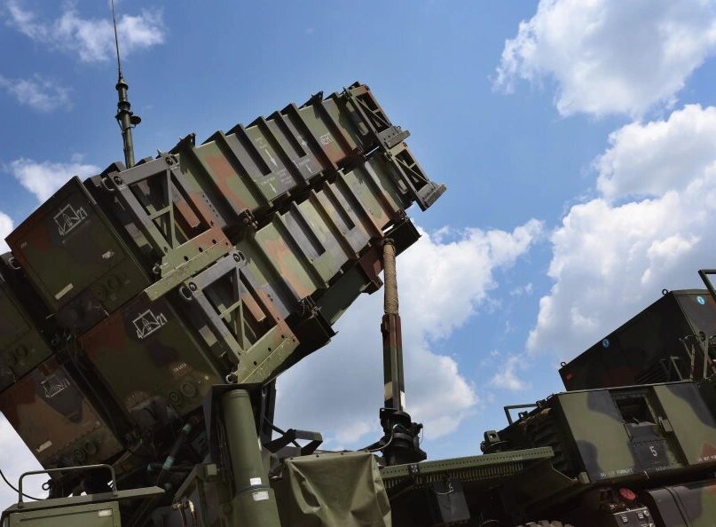 "100 ракет за 10 минут": Британский аналитик в шоке. Русские обходят всё. Киеву не справиться