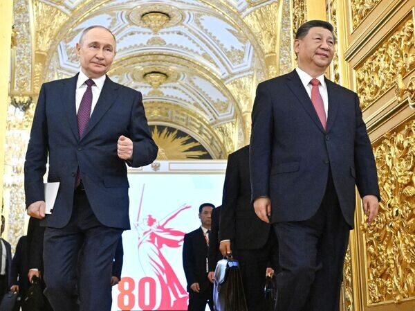 США пора пить успокоительные: визит Путина в Китай пошатнет миропорядок