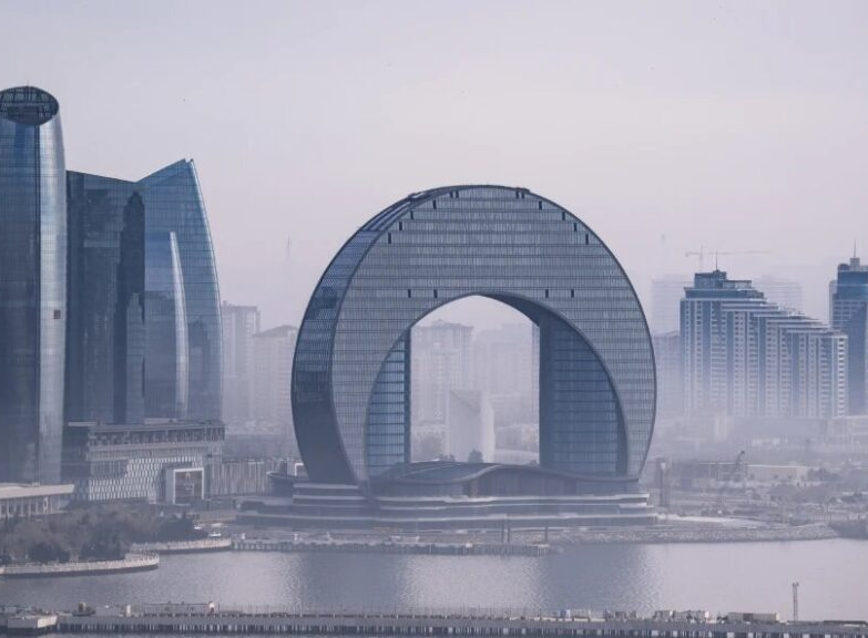 Азербайджан сам загнал себя в ловушку. Не стоило ссориться с Россией: Не спасёт ни нефть, ни помидоры