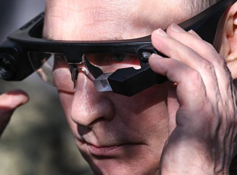 Путин с оружием: китайцы в восторге, Европа в панике