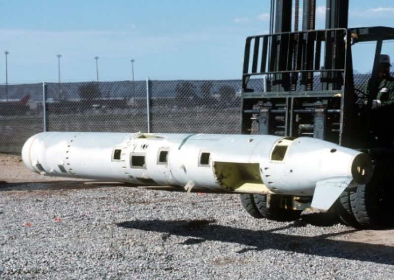 Вместо «Томагавков» США могут прислать Зеленскому «чёрную метку»