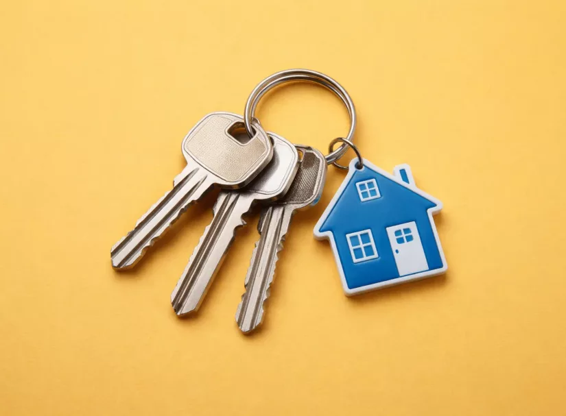 Как безопасно передать ключи агенту для показа квартиры