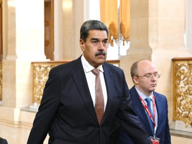 Предательство в Каракасе: Бывший вице-президент Колумбии уверен — Мадуро "сдали без боя"